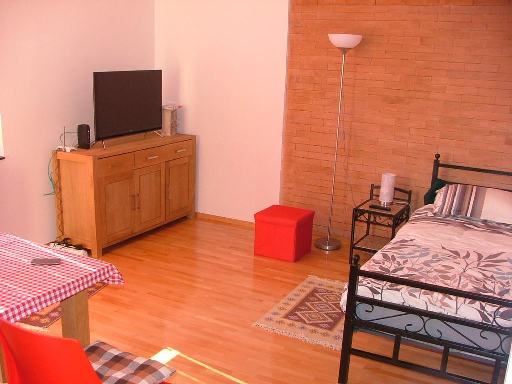 Risto'S Apartment 스코페 외부 사진
