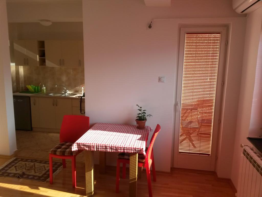 Risto'S Apartment 스코페 외부 사진