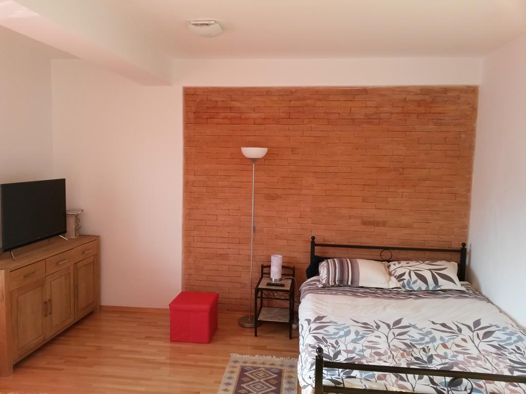 Risto'S Apartment 스코페 외부 사진